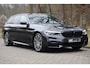 BMW 5-Serie Touring 530i Executive M-Sport | Head Up AUT | Harman Kardon I Keyless, Stoelverwarming | Stuurwielverwarming | DAB | LED | Shadowline | Draadloos laden |Innovatiespakket | etc.