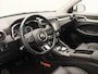 MG MG ZS EV Luxury 45 kWh | Panoramadak | Navi | Leder | Camera | Apple CarPlay | Stoelverwarming |