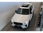 Volvo XC60 T6 350PK AWD Plus Black Edition | Facelift | Pano-dak | Privacy glas | Full LED | HUD