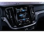 Volvo V60 T6 Plug-in hybrid AWD Essential Bright | Trekhaak | Lederen bekleding | 19" velgen | Google Maps navigatie | Apple Carplay / Android Auto | LED koplampen |
