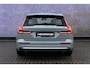 Volvo V60 T6 Plug-in hybrid AWD Essential Bright | Trekhaak | Lederen bekleding | 19" velgen | Google Maps navigatie | Apple Carplay / Android Auto | LED koplampen |