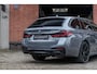 BMW 5-Serie Touring 530e M-Sport Pano / Camera / Trekhaak