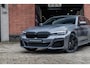 BMW 5-Serie Touring 530e M-Sport Pano / Camera / Trekhaak