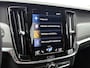 Volvo V90 2.0 B4 198PK Pro Edition automaat / Airco-ecc / Navi / Leder / Adap-cruise / Lmv / Xenon / Car-play / Apk 04-2027