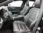 Volvo V60 2.0 T8 Hybride SOH 94% AWD R-Design / Panoramadak / Leder / Navigatie / Adap. Cruise / Pdc.V+A / Stuur- Stoelverwarming / Apk 01-2028