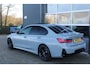BMW 3-Serie 330e xDrive M-Sport Pro | Kuipstoelen | Pano | ACC | HUD | Memory