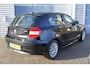 BMW 1-Serie 116i 5-deurs • 2005 • 154.000 km • Airco • Cruise • Sportstoelen • Nette auto