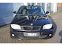 BMW 1-Serie 116i 5-deurs • 2005 • 154.000 km • Airco • Cruise • Sportstoelen • Nette auto
