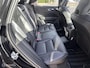 Volvo XC60 T6 Recharge R-Design AWD|Exterieur Styling Kit+22 inch velgen|360 camera|Panodak]Trekhaak|Stoel/stuur verwarming|Stoelkoeling