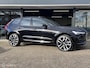 Volvo XC60 T6 Recharge R-Design AWD|Exterieur Styling Kit+22 inch velgen|360 camera|Panodak]Trekhaak|Stoel/stuur verwarming|Stoelkoeling