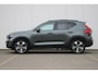 Volvo XC40 B4 Plus Dark Visual Park Assist (incl. 360º view) | Schuif-/Kanteldak | Lichtmetalen Velgen 19"| Extra Getint Glas | Apple Carplay/Android Auto | Premium Audio by Harman Kardon | Electronic Climate Controle