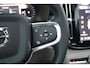 Volvo XC40 B4 Plus Dark | Panoramadak met schuif-/kantelfunctie |  360º camera | Extra Getint Glas | Apple Carplay/Android Auto | Premium Audio by Harman Kardon | Electronic Climate Controle | 19 inch Lichtmetalen Velgen