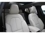 Volvo XC40 B4 Plus Dark | Panoramadak met schuif-/kantelfunctie |  360º camera | Extra Getint Glas | Apple Carplay/Android Auto | Premium Audio by Harman Kardon | Electronic Climate Controle | 19 inch Lichtmetalen Velgen
