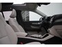 Volvo XC40 B4 Plus Dark | Panoramadak met schuif-/kantelfunctie |  360º camera | Extra Getint Glas | Apple Carplay/Android Auto | Premium Audio by Harman Kardon | Electronic Climate Controle | 19 inch Lichtmetalen Velgen