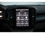 Volvo XC40 B4 Plus Dark | Panoramadak met schuif-/kantelfunctie |  360º camera | Extra Getint Glas | Apple Carplay/Android Auto | Premium Audio by Harman Kardon | Electronic Climate Controle | 19 inch Lichtmetalen Velgen