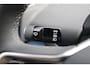 Volvo EX30 Single Motor Extended Range Plus 69 kWh Black Edition Europa | Adaptieve Cruise Control met Pilot Assist | Sfeerverlichting interieur | Premium audio by Harman Kardon | Verwarmbare voorstoelen + stuurwiel | Park Assist voor + achter | Parkeercamera | Blind Spot Information System |