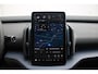 Volvo EX30 Single Motor Extended Range Plus 69 kWh Black Edition Europa | Adaptieve Cruise Control met Pilot Assist | Sfeerverlichting interieur | Premium audio by Harman Kardon | Verwarmbare voorstoelen + stuurwiel | Park Assist voor + achter | Parkeercamera | Blind Spot Information System |