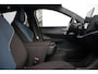 Volvo EX30 Single Motor Extended Range Plus 69 kWh Black Edition Europa | Adaptieve Cruise Control met Pilot Assist | Sfeerverlichting interieur | Premium audio by Harman Kardon | Verwarmbare voorstoelen + stuurwiel | Park Assist voor + achter | Parkeercamera | Blind Spot Information System |