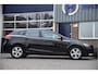 Volvo V40 2.0 T2 Momentum, TREKHAAK, STOELVERWARMING, NAVI
