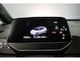 Volkswagen ID.3 Pro Business 204pk Automaat Steunhaak, Adaptive cruise control, Achteruitrijcamera, LED matrix koplampen, Stoelverwarming, Parkeersensoren, App connect