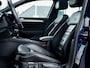Volkswagen Passat Variant 1.4 TSI Highline Business R Line | Schuif/ Kantel Panorama Dak | Lederen Bekleding | 3x R-Line | Matrix LED | Adaptieve Cruise Control | Keyless Entry | Stoelverwarming | Voorruit Verwarmd | Sfeerverlichting | Metallic Lak |