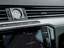 Volkswagen Passat Variant 1.4 TSI Highline Business R | Schuif/ Kantel Panorama Dak | Lederen Bekleding | 3x R-Line | Matrix LED | Adaptieve Cruise Control | Keyless Entry | Stoelverwarming | Voorruit Verwarmd | Sfeerverlichting | Metallic Lak |