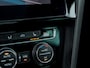 Volkswagen Passat Variant 1.4 TSI Highline Business R Line | Schuif/ Kantel Panorama Dak | Lederen Bekleding | 3x R-Line | Matrix LED | Adaptieve Cruise Control | Keyless Entry | Stoelverwarming | Voorruit Verwarmd | Sfeerverlichting | Metallic Lak |