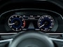 Volkswagen Passat Variant 1.4 TSI Highline Business R Line | Schuif/ Kantel Panorama Dak | Lederen Bekleding | 3x R-Line | Matrix LED | Adaptieve Cruise Control | Keyless Entry | Stoelverwarming | Voorruit Verwarmd | Sfeerverlichting | Metallic Lak |