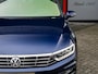Volkswagen Passat Variant 1.4 TSI Highline Business R Line | Schuif/ Kantel Panorama Dak | Lederen Bekleding | 3x R-Line | Matrix LED | Adaptieve Cruise Control | Keyless Entry | Stoelverwarming | Voorruit Verwarmd | Sfeerverlichting | Metallic Lak |