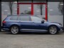 Volkswagen Passat Variant 1.4 TSI Highline Business R | Schuif/ Kantel Panorama Dak | Lederen Bekleding | 3x R-Line | Matrix LED | Adaptieve Cruise Control | Keyless Entry | Stoelverwarming | Voorruit Verwarmd | Sfeerverlichting | Metallic Lak |
