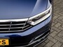 Volkswagen Passat Variant 1.4 TSI Highline Business R | Schuif/ Kantel Panorama Dak | Lederen Bekleding | 3x R-Line | Matrix LED | Adaptieve Cruise Control | Keyless Entry | Stoelverwarming | Voorruit Verwarmd | Sfeerverlichting | Metallic Lak |