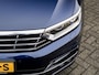 Volkswagen Passat Variant 1.4 TSI Highline Business R Line | Schuif/ Kantel Panorama Dak | Lederen Bekleding | 3x R-Line | Matrix LED | Adaptieve Cruise Control | Keyless Entry | Stoelverwarming | Voorruit Verwarmd | Sfeerverlichting | Metallic Lak |