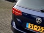 Volkswagen Passat Variant 1.4 TSI Highline Business R | Schuif/ Kantel Panorama Dak | Lederen Bekleding | 3x R-Line | Matrix LED | Adaptieve Cruise Control | Keyless Entry | Stoelverwarming | Voorruit Verwarmd | Sfeerverlichting | Metallic Lak |