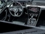 Volkswagen Passat Variant 1.4 TSI Highline Business R Line | Schuif/ Kantel Panorama Dak | Lederen Bekleding | 3x R-Line | Matrix LED | Adaptieve Cruise Control | Keyless Entry | Stoelverwarming | Voorruit Verwarmd | Sfeerverlichting | Metallic Lak |