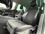 Volkswagen Golf 1.2 TSI Highline Parelmoer Massage stoelen / inparkeer systeem!!