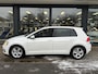 Volkswagen Golf 1.2 TSI Highline Parelmoer Massage stoelen / inparkeer systeem!!