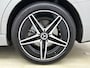 Mercedes-Benz C-klasse Estate 300 e AMG Plug-In Hybride AMG Line | Night Pakket | Memory Voorstoelen | Easy-Pack Achterklep | Stuur en Stoelverwarming. Inclusief 24 maanden Mercedes-Benz Certified garantie voor Europa.