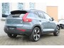 Volvo XC40 T5 Automaat Recharge R-Design | Panoramisch Schuif-/kanteldak | Trekhaak | Adaptive Cruise & Pilot Assist | Parkeersensoren voor + achter | Achteruitrijcamera | Extra getint glas | Halfleder/Alcantara bekleding | Voorstoelen- en stuurwiel verwarmbaar | Dealer onderhouden