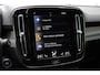 Volvo XC40 T5 Automaat Recharge R-Design | Panoramisch Schuif-/kanteldak | Trekhaak | Adaptive Cruise & Pilot Assist | Parkeersensoren voor + achter | Achteruitrijcamera | Extra getint glas | Halfleder/Alcantara bekleding | Voorstoelen- en stuurwiel verwarmbaar | Dealer onderhouden