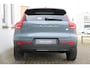 Volvo XC40 T5 Automaat Recharge R-Design | Panoramisch Schuif-/kanteldak | Trekhaak | Adaptive Cruise & Pilot Assist | Parkeersensoren voor + achter | Achteruitrijcamera | Extra getint glas | Halfleder/Alcantara bekleding | Voorstoelen- en stuurwiel verwarmbaar | Dealer onderhouden