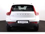 Volvo XC40 T5 Recharge Plus Dark - IntelliSafe Assist - Harman/Kardon audio - Verwarmde voorstoelen & stuur - Parkeersensoren voor & achter - Elektr. bedienb. voorstoelen met geheugen links - Draadloze tel. lader - Extra getint glas - 19' LMV