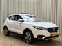 MG MG ZS EV Luxury 45 kWh *Org.NL!* SOH 95% / Panoramadak / Carplay / Adapt. Cruise / Leder / Keyless / Stoelverwarming / 17'' LMV