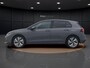 Volkswagen Golf 1.5 eTSI Life Edition | 17" | Camera | Keyless | ACC | Navigatie | Carplay |