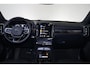 Volvo XC40 T5 Recharge Plus Dark - Panorama/schuifdak - IntelliSafe Assist & Surround - 360º Camera - Harman/Kardon audio - Verwarmde voorstoelen & stuur - Parkeersensoren voor & achter - Elektr. bedienb. voorstoelen met geheugen links - Extra getint glas - 19' LMV