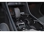 Volvo XC40 T5 Recharge Plus Dark - Panorama/schuifdak - IntelliSafe Assist & Surround - 360º Camera - Harman/Kardon audio - Verwarmde voorstoelen & stuur - Parkeersensoren voor & achter - Elektr. bedienb. voorstoelen met geheugen links - Extra getint glas - 19' LMV
