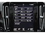 Volvo XC40 T5 Recharge Plus Dark - Panorama/schuifdak - IntelliSafe Assist & Surround - 360º Camera - Harman/Kardon audio - Verwarmde voorstoelen & stuur - Parkeersensoren voor & achter - Elektr. bedienb. voorstoelen met geheugen links - Extra getint glas - 19' LMV