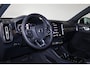 Volvo XC40 T5 Recharge Plus Dark - Panorama/schuifdak - IntelliSafe Assist & Surround - 360º Camera - Harman/Kardon audio - Verwarmde voorstoelen & stuur - Parkeersensoren voor & achter - Elektr. bedienb. voorstoelen met geheugen links - Extra getint glas - 19' LMV