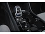 Volvo XC40 T4 Recharge Plus Bright - Harman/Kardon audio - Parkeercamera achter - Verwarmde voorstoelen & stuur - Parkeersensoren voor & achter - Elektr. bedienb. voorstoelen met geheugen links - Draadloze tel. lader - Cruise Control - Extra getint glas - 18' LMV