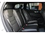 Volvo V60 T8 Plug-in hybrid AWD Ultra Perf. Ed. Dark | 20 inch Polestar wielen | Panoramadak met schuif-/ kantelfunctie | Head up display | Polestar Engineered optimisation| 360 graden camera | Premium audio by Harman Kardon | Elektrisch bedienbare voorstoelen met geheugenfunctie | Stoel-/ stuurwielverwarming | Verwarmde achterbank | Adaptieve cruise control | BLIS