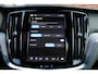 Volvo V60 T8 Plug-in hybrid AWD Ultra Perf. Ed. Dark | 20 inch Polestar wielen | Panoramadak met schuif-/ kantelfunctie | Head up display | Polestar Engineered optimisation| 360 graden camera | Premium audio by Harman Kardon | Elektrisch bedienbare voorstoelen met geheugenfunctie | Stoel-/ stuurwielverwarming | Verwarmde achterbank | Adaptieve cruise control | BLIS